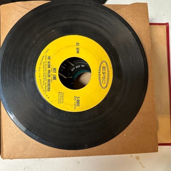 Christmas 45 RPM 8 Records Vintage White Silver Bells 12 DAYS OF FROSTY SNOWMAN - Picture 10 of 14